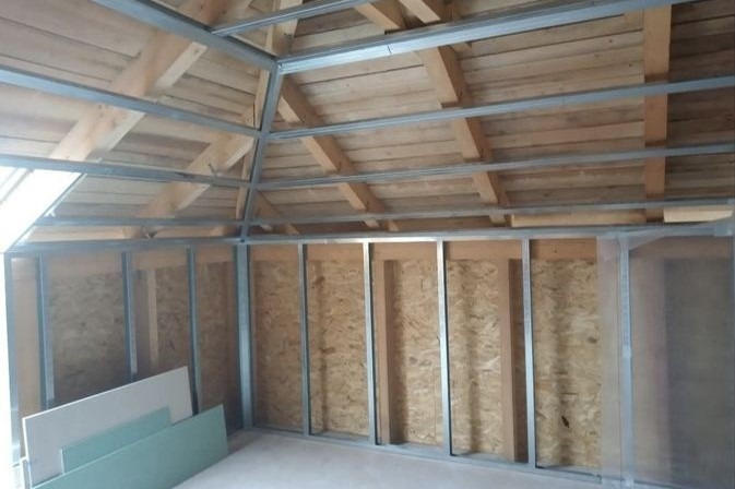 Sadrokartónové systémy v podkroví rodinného domu